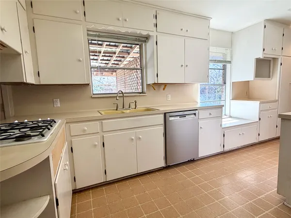 $375,000 | 305 West Caddo Street, Austin, TX 78753