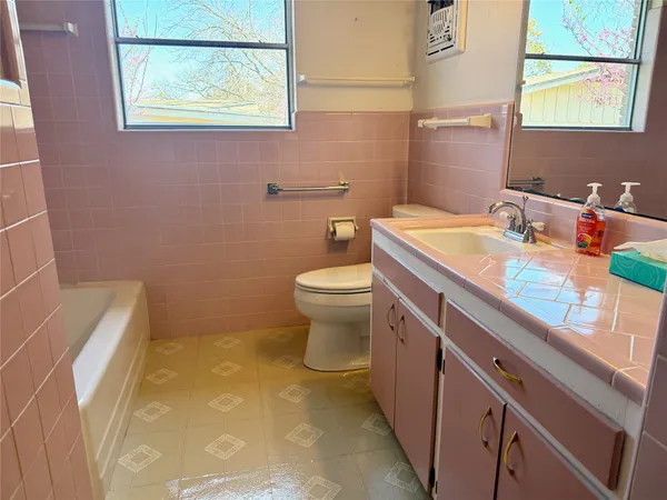 $375,000 | 305 West Caddo Street, Austin, TX 78753
