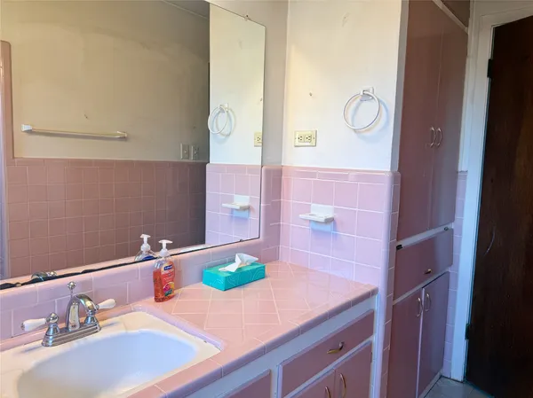 $375,000 | 305 West Caddo Street, Austin, TX 78753