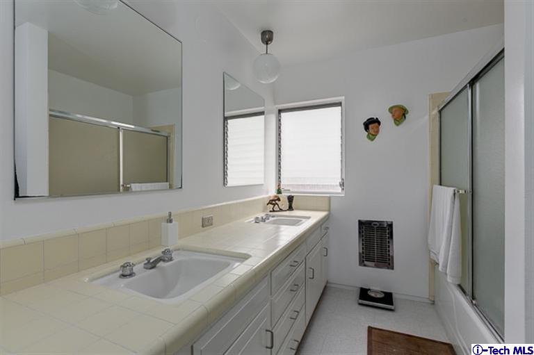2780 Thorndike Road Pasadena, CA 91107 - Photo 19 of 26 Additional Photo