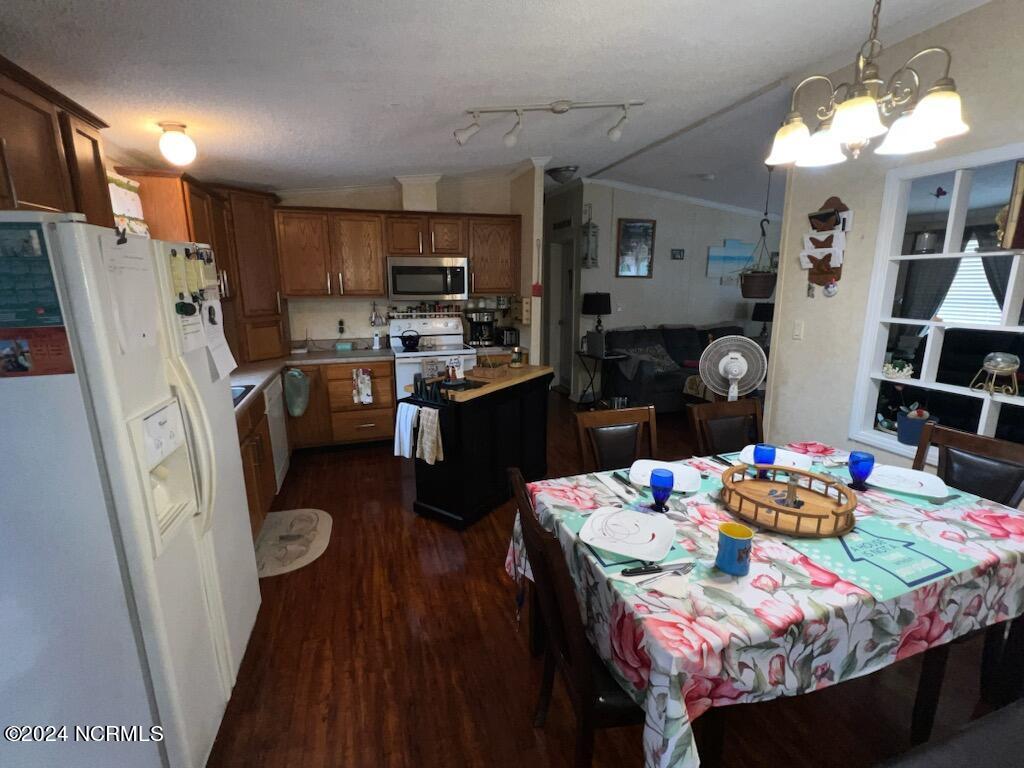 416 Sand Ridge Road Hubert, NC 28539 - Photo 3 of 17 Kitchen View 2