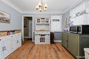 22845 Melrose Avenue Eastpointe, MI 48021 - Photo 4 of 23