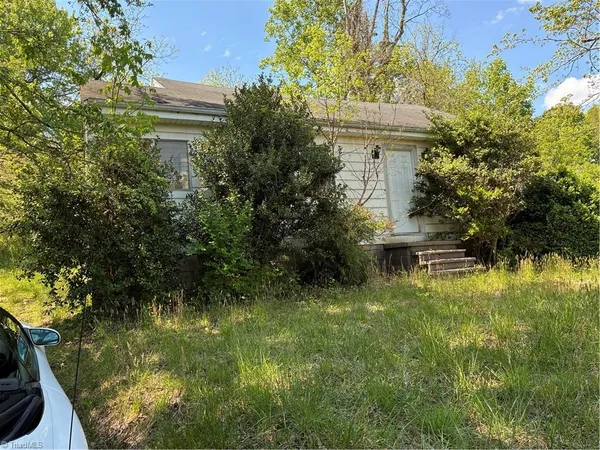 $84,900 | 2816 Uwharrie Road, High Point, NC 27263