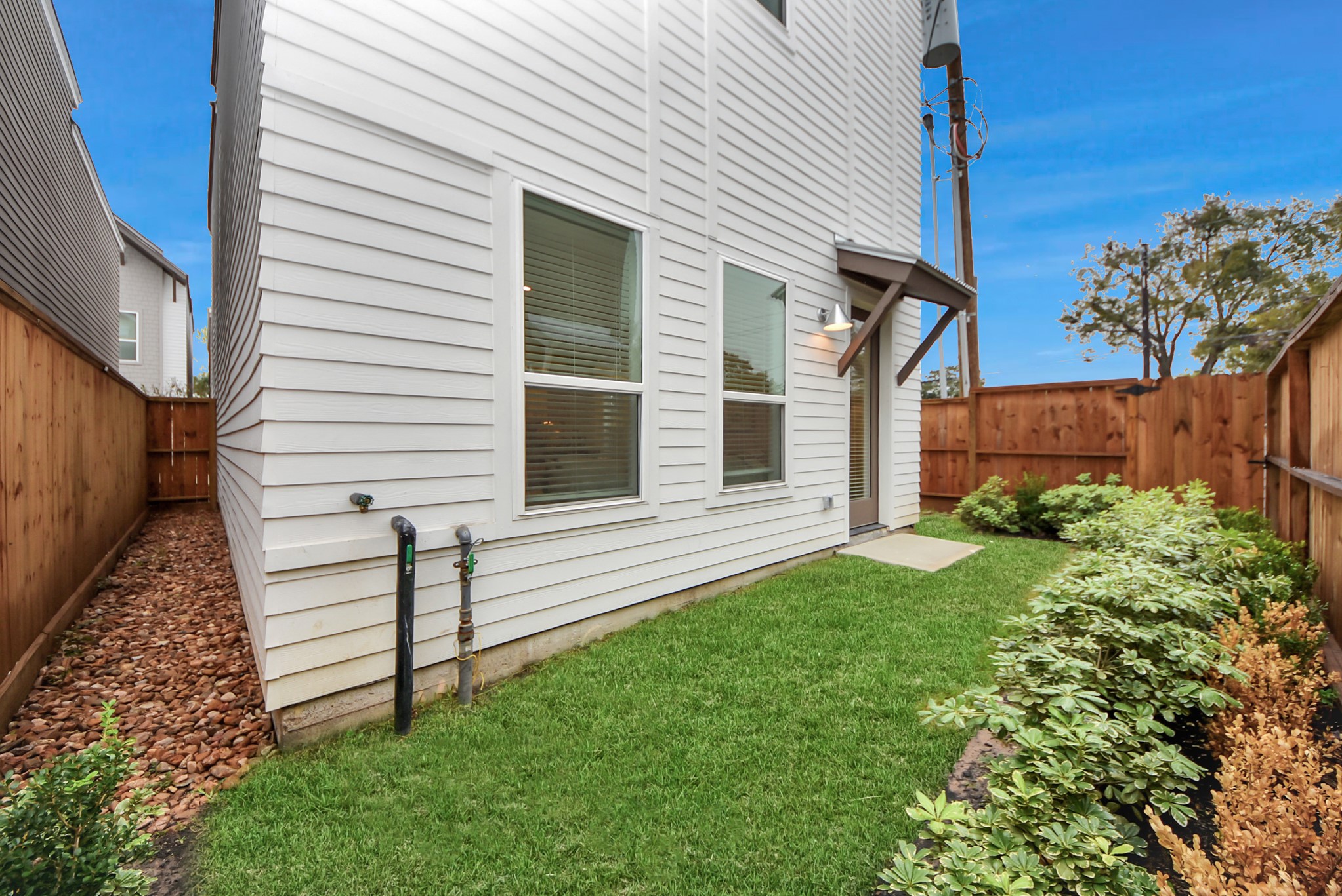 7504 Carver Road, Unit D Houston, TX 77088 - Photo 43 of 49 a view of a house with a yard