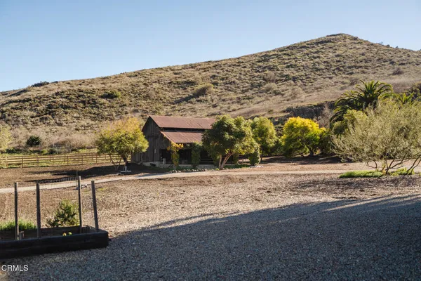 $3,495,000 | 11666 Santa Rosa Road, Camarillo, CA 93012