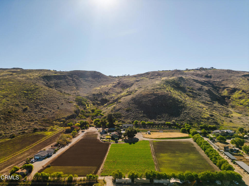 11666 Santa Rosa Road Camarillo, CA 93012 - Photo 7 of 44