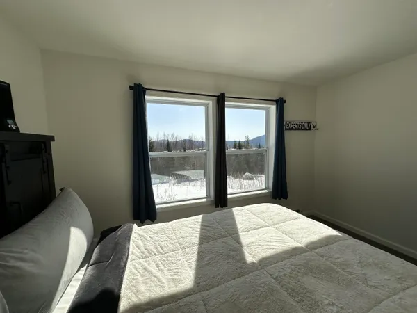 $549,000 | 3 Gore Line Road, Hanover, ME 04237