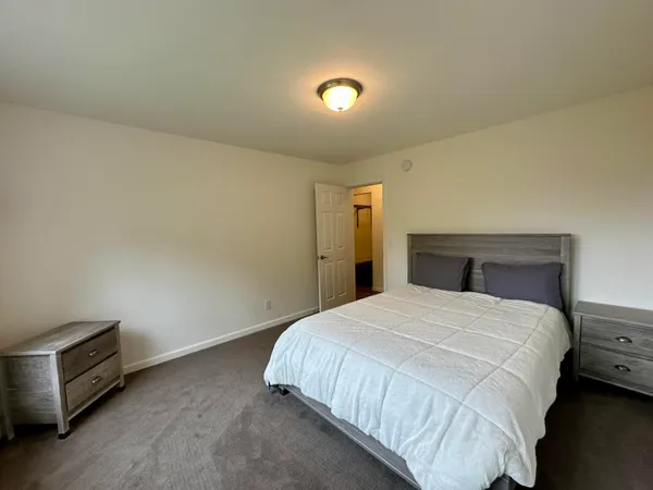 $549,000 | 3 Gore Line Road, Hanover, ME 04237