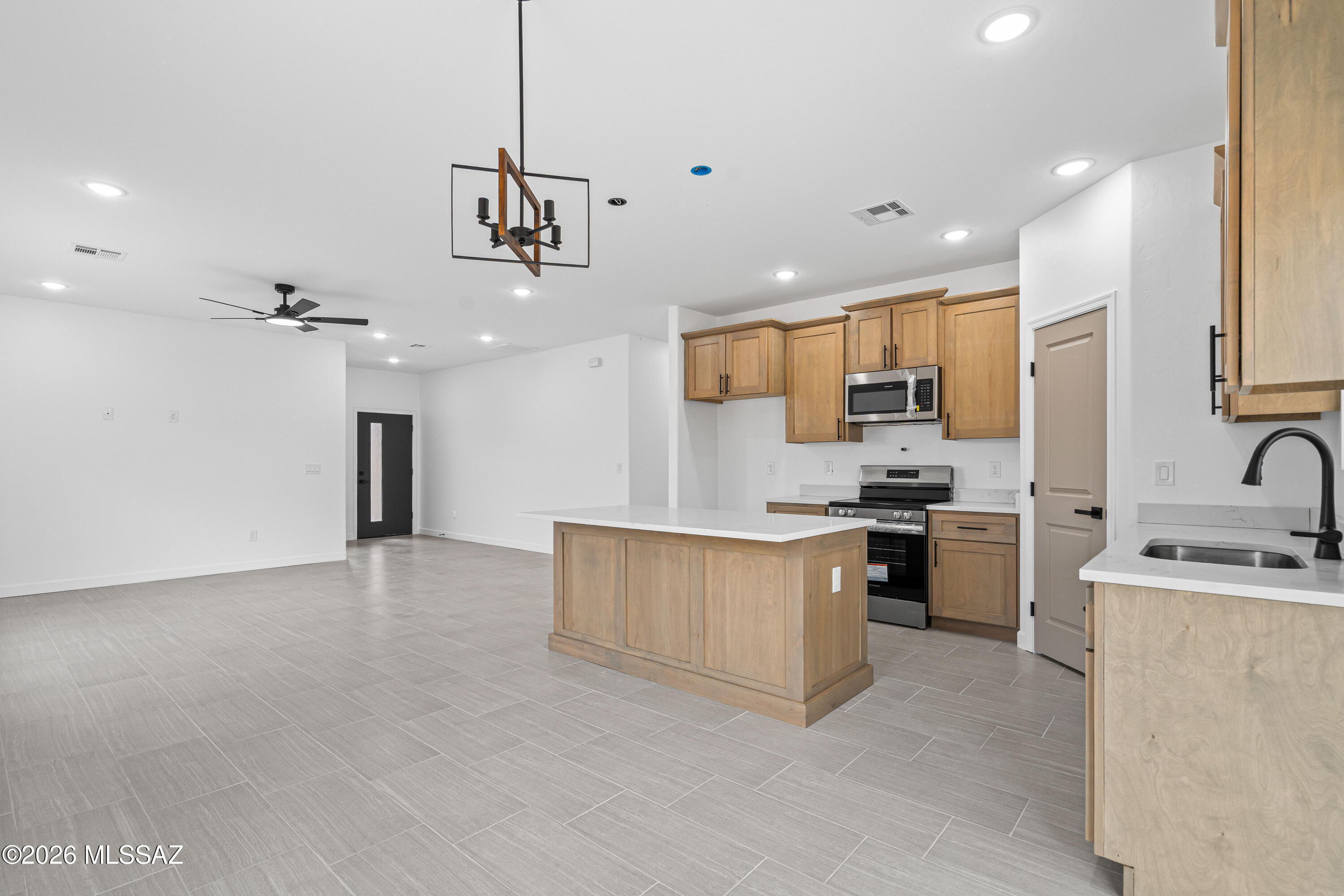 1830 Circulo Canada Rio Rico, AZ 85648 - Photo 13 of 31 Gallery Image 13