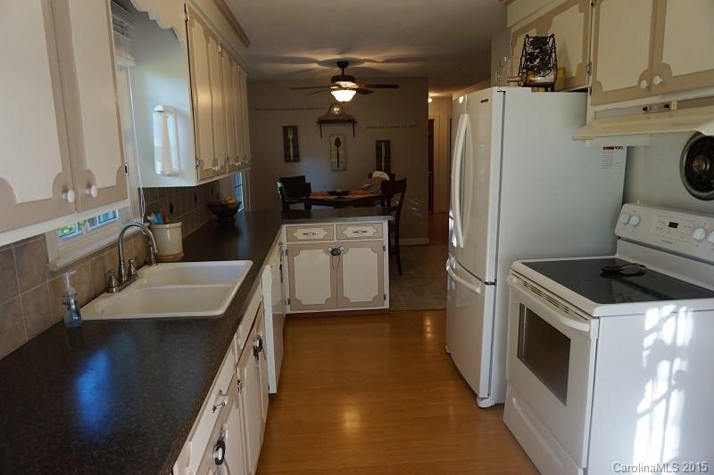 602 8th Avenue Southwest Conover, NC 28613 - Photo 11 of 24 Gallery Image 11