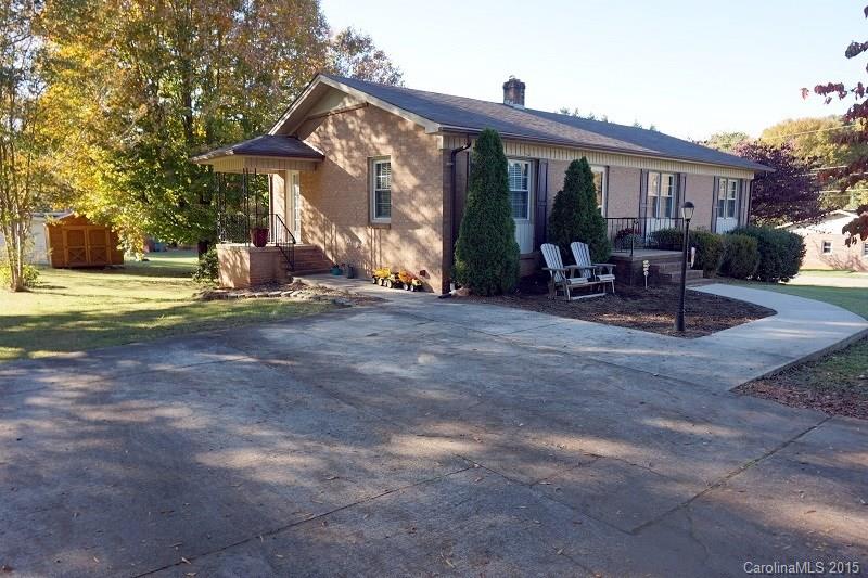 602 8th Avenue Southwest Conover, NC 28613 - Photo 4 of 24 Gallery Image 4
