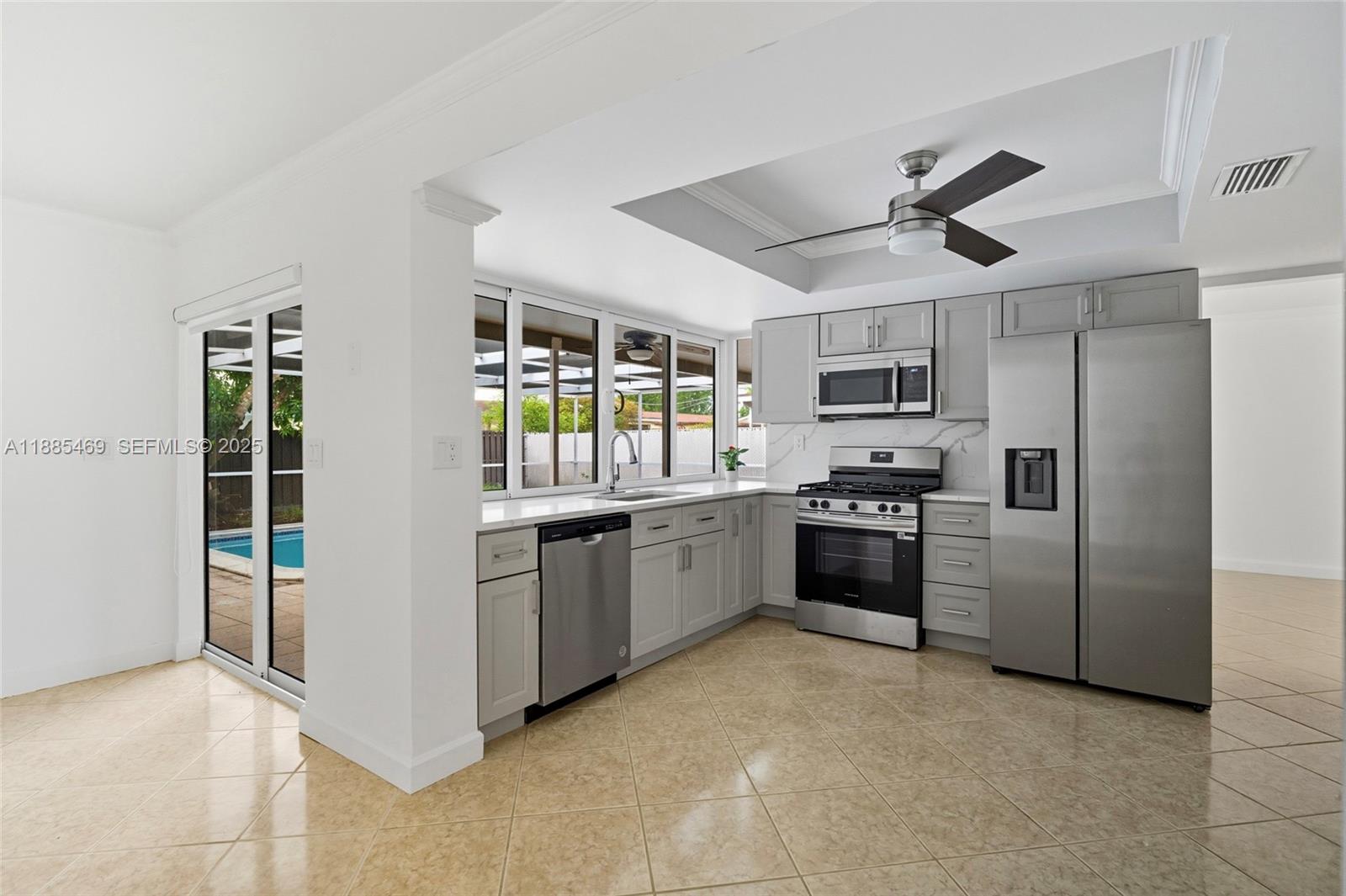 9710 Sunset Strip Sunrise, FL 33322 - Photo 12 of 33