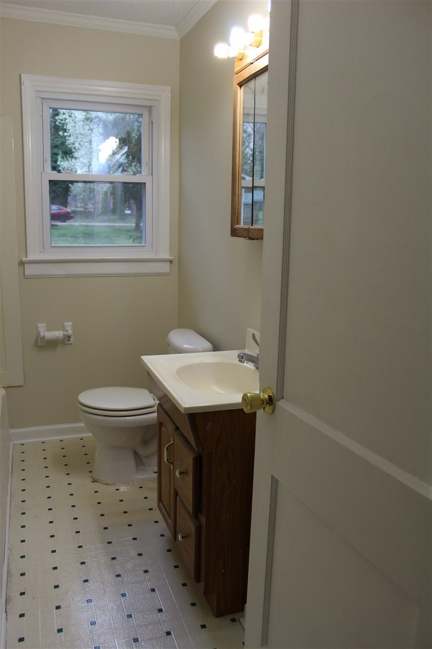 500 Grovemont Road Raleigh, NC 27603 - Photo 12 of 18 Bathroom