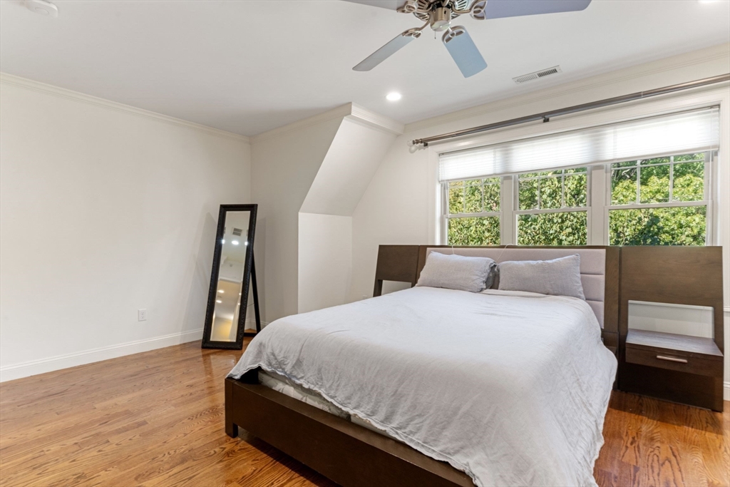 22 Hawthorne Street, Unit 2 Boston, MA 02119 - Photo 17 of 34