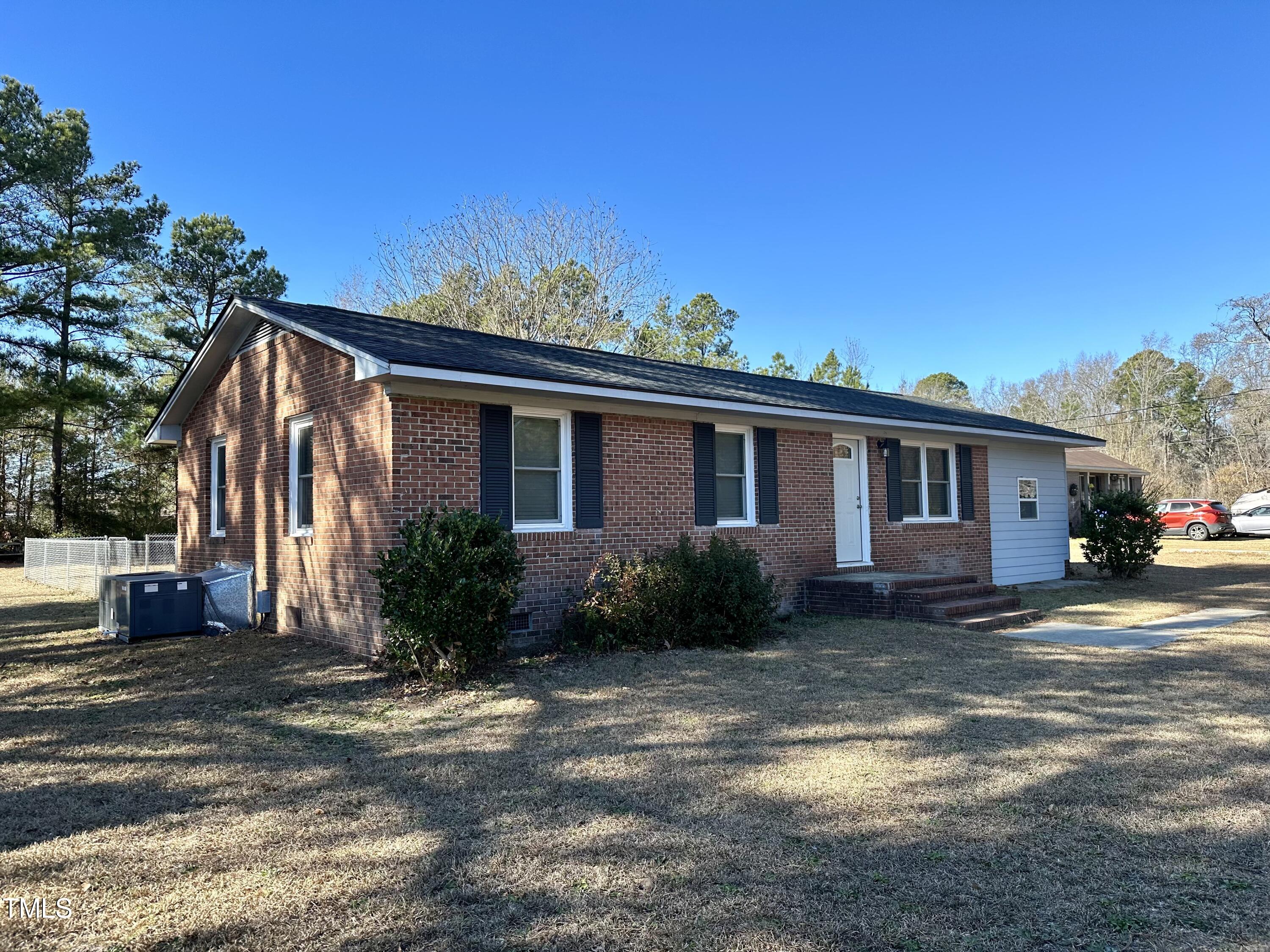 291 Club Pond Road Raeford, NC 28376 - Photo 3 of 33 3