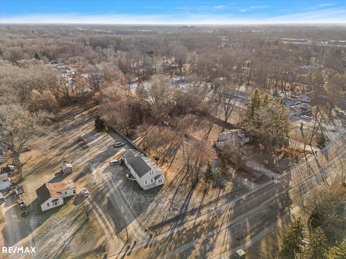 3495 Bendelow Road Rochester Hills, MI 48307 - Photo 4 of 32
