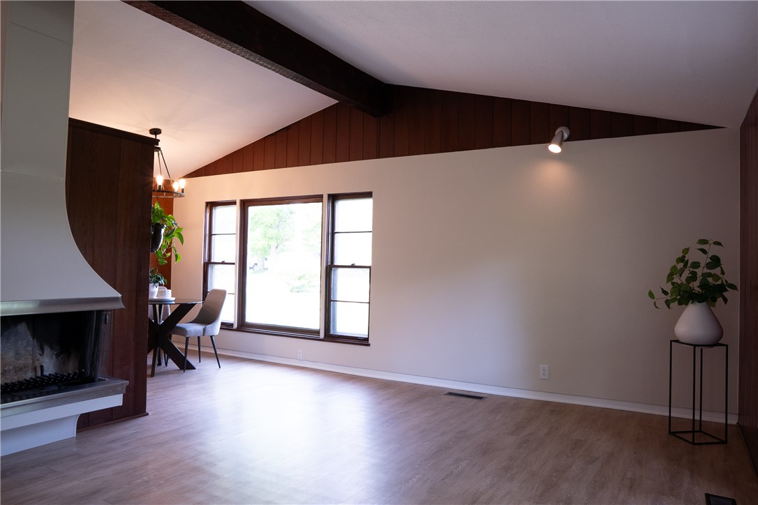 29 Gordon Road Springfield, OH 45504 - Photo 5 of 28