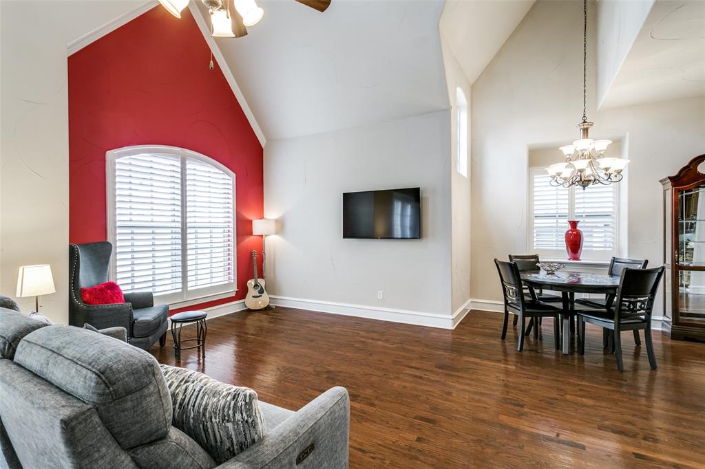 800 Rockingham Drive Irving, TX 75063 - Photo 18 of 35 main Living space