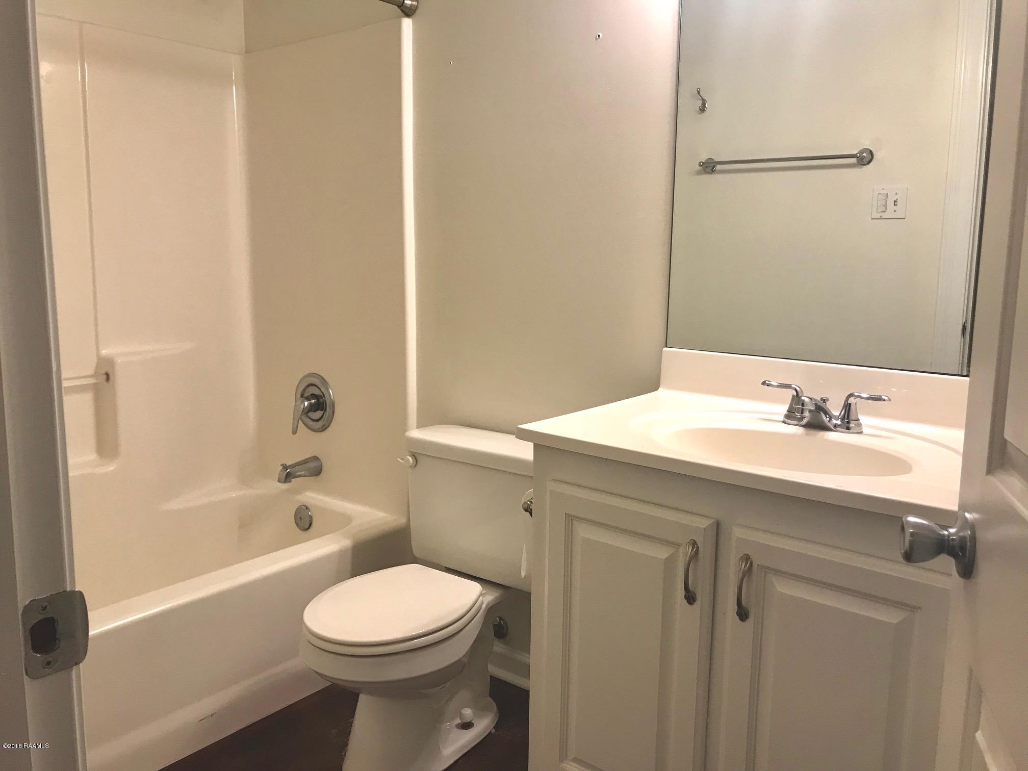 132 Ocho Rios Lane Scott, LA 70583 - Photo 15 of 23