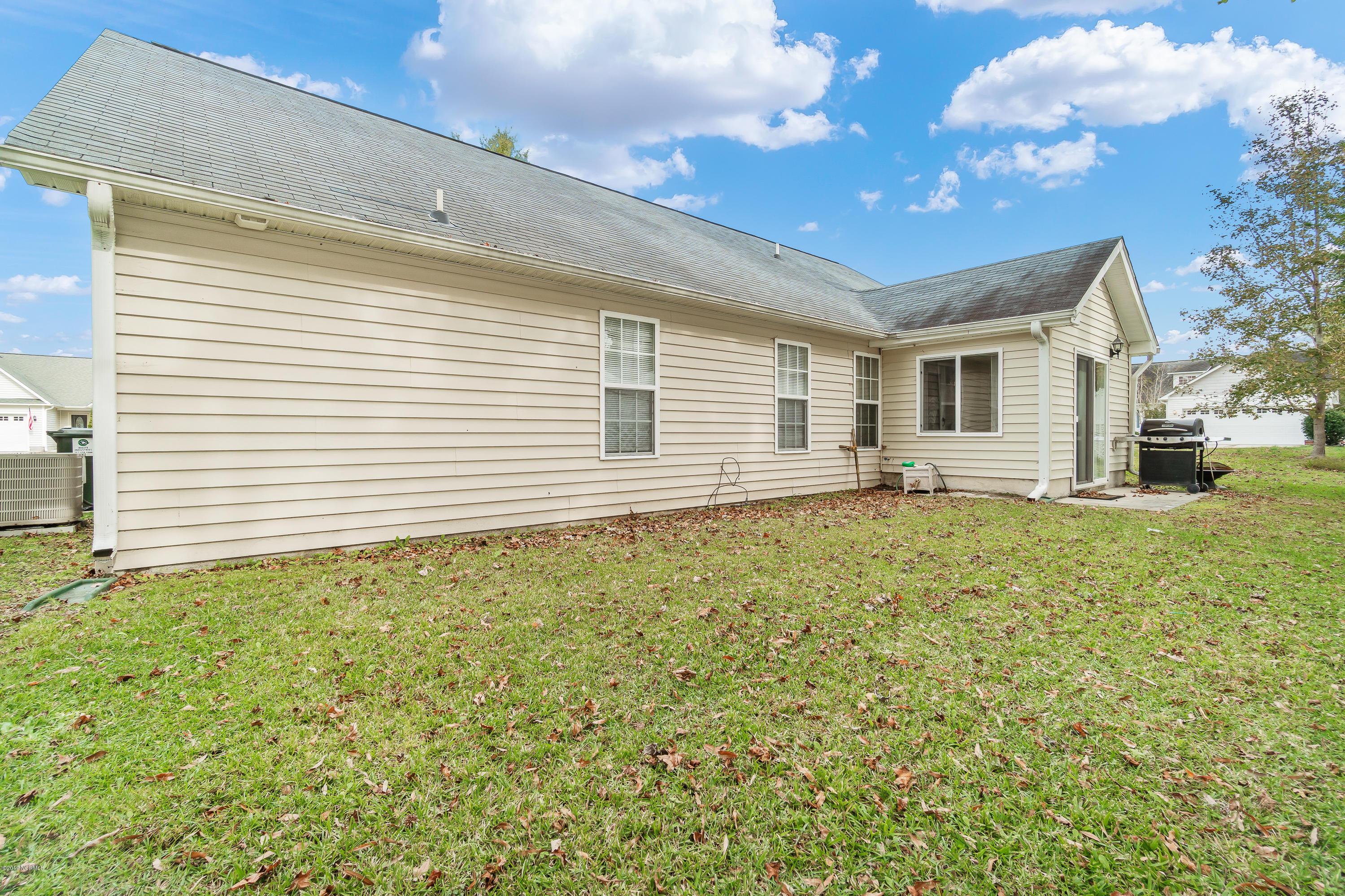 116 Inge Court New Bern, NC 28562 - Photo 20 of 22 Chill Photo-17