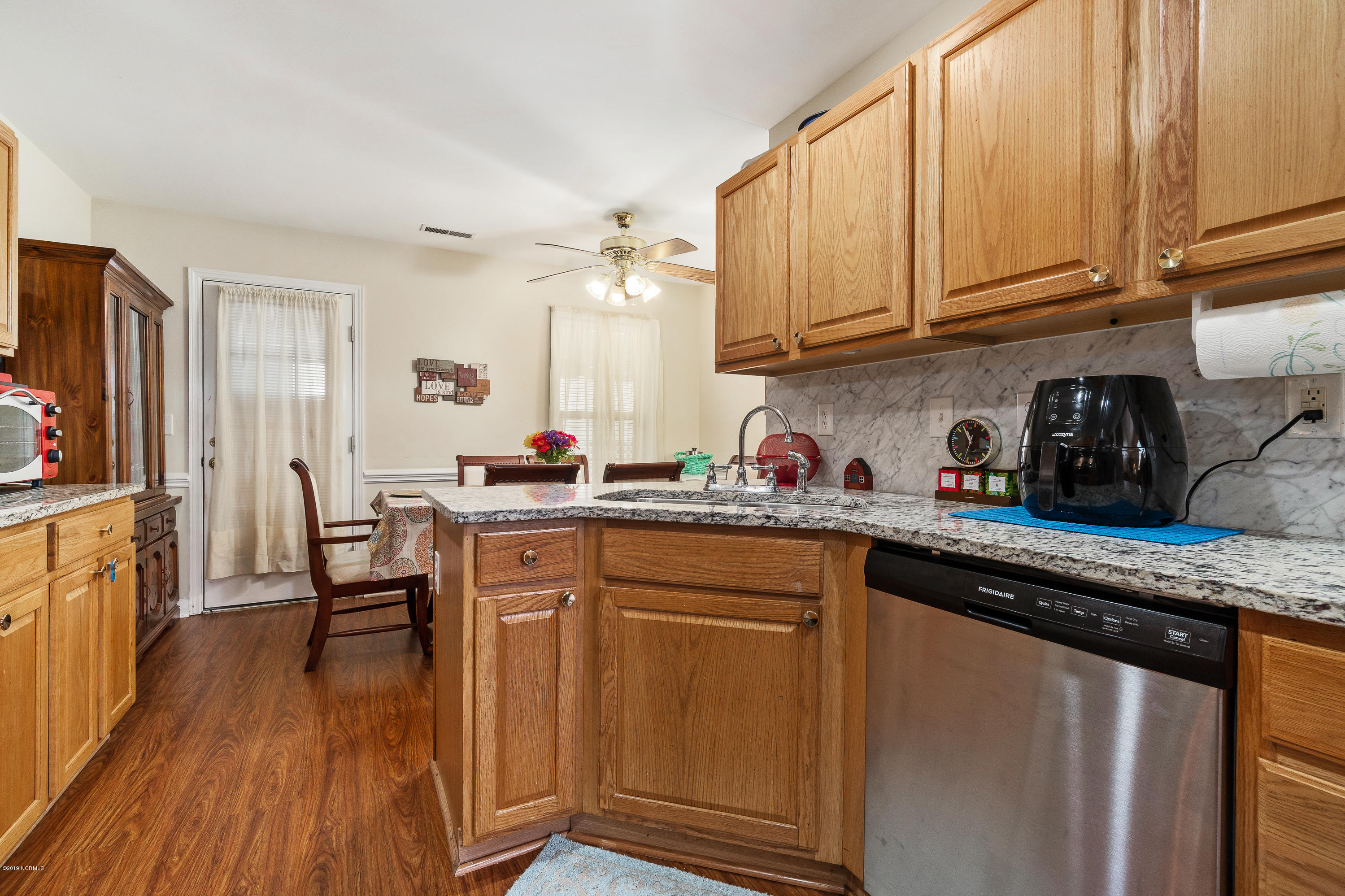 116 Inge Court New Bern, NC 28562 - Photo 9 of 22 Chill Photo-8