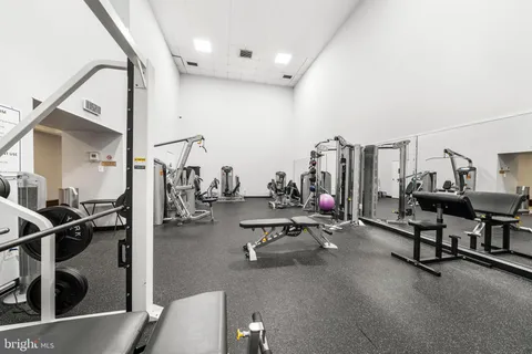 $475,000 | 5809 Nicholson Lane, Unit 214, Rockville, MD 20852