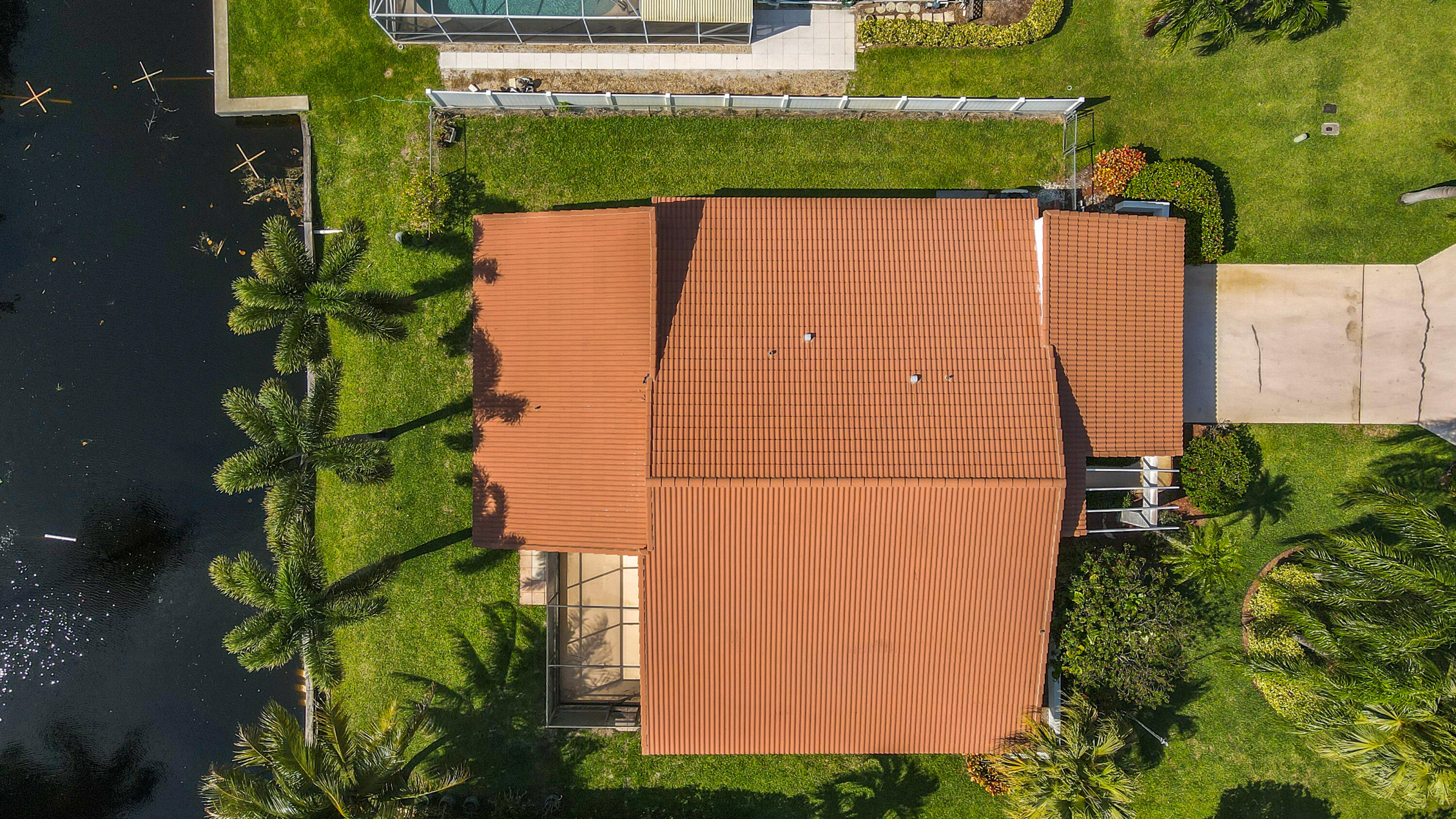 7011 Northwest 3rd Avenue Boca Raton, FL 33487 - Photo 34 of 39 7011 NW 3rd Ave - Exterior 5