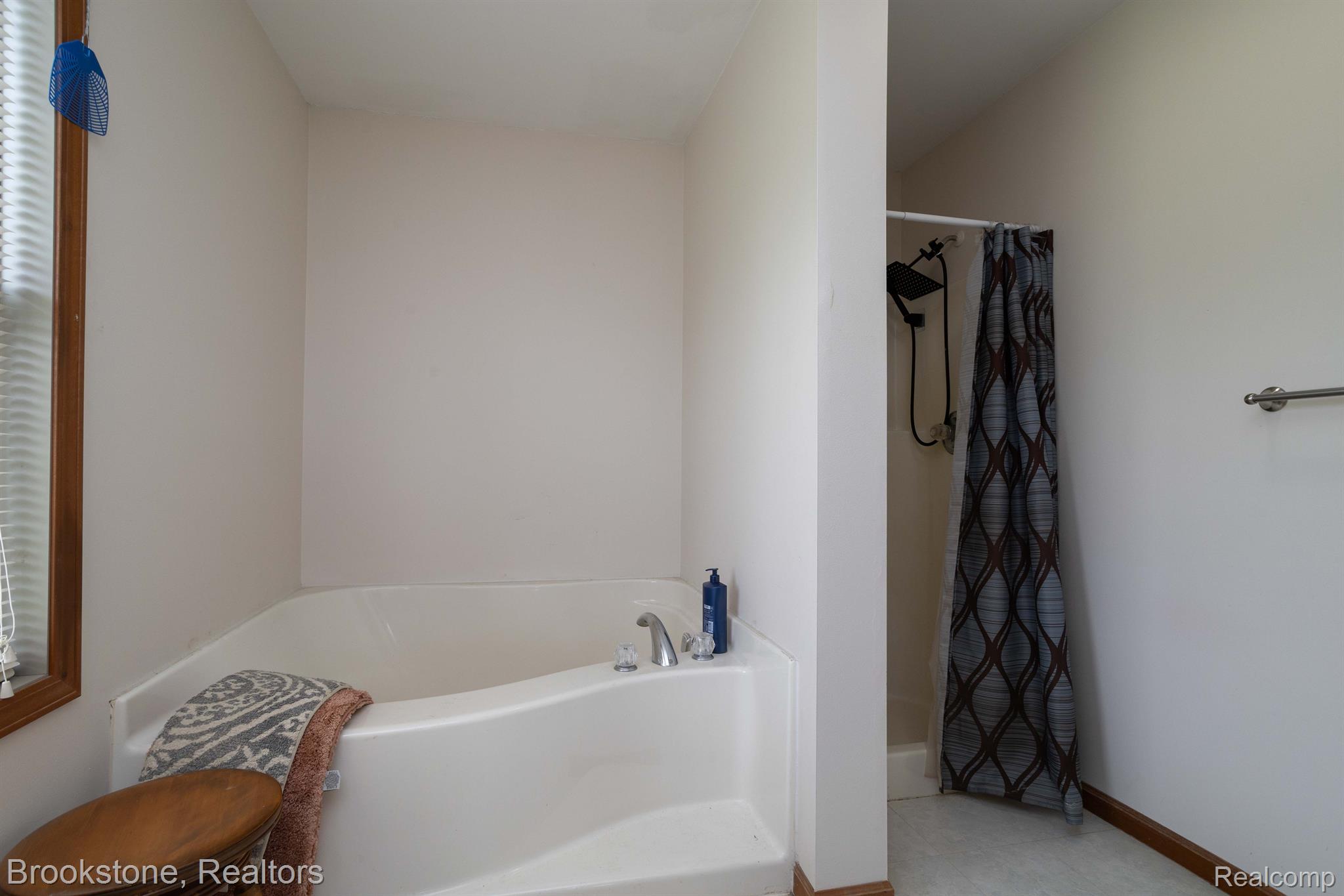 1580 Sperry Road Allenton, MI 48002 - Photo 16 of 39 Gallery Image 16