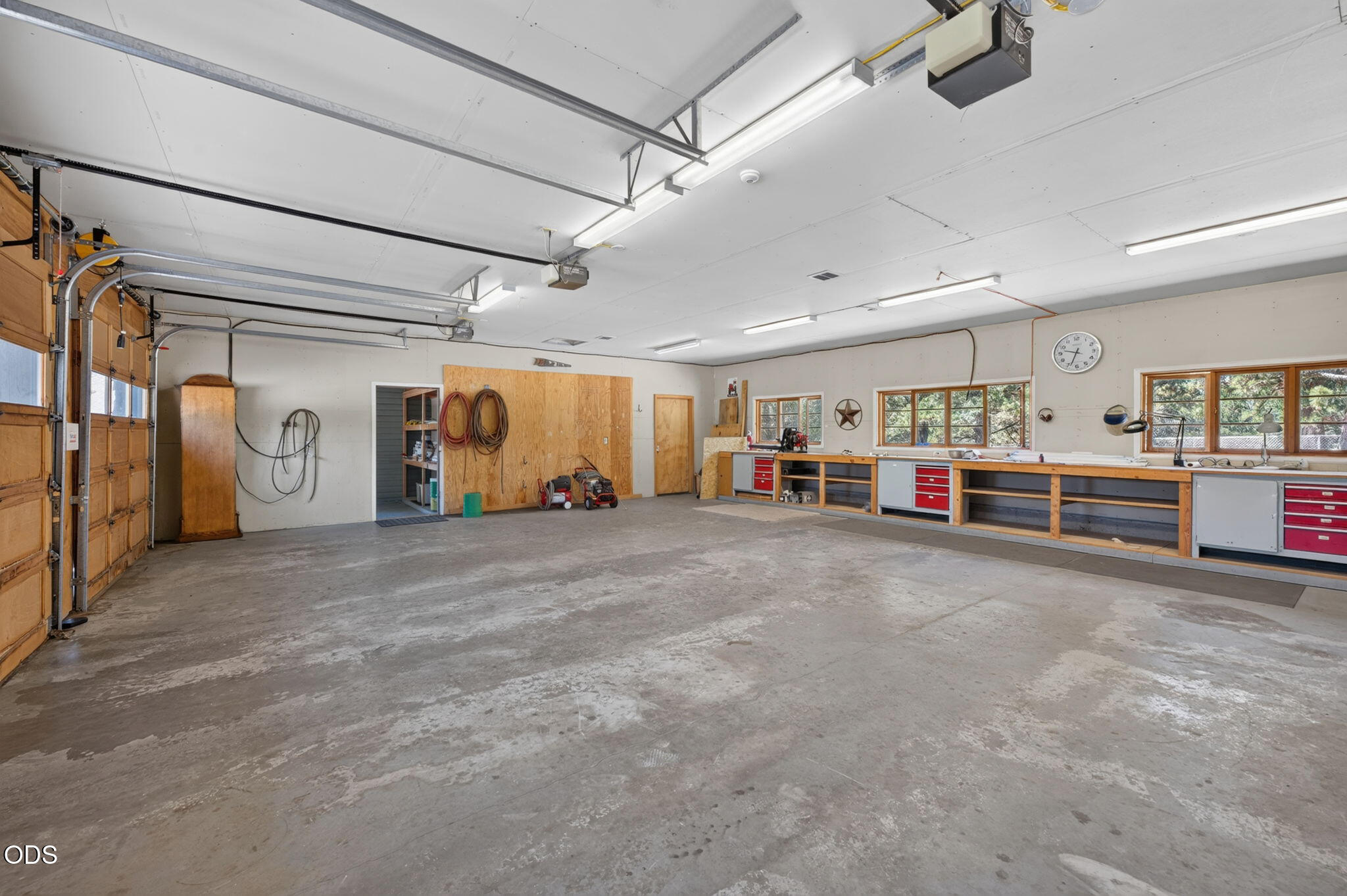 21955 Rickard Road Bend, OR 97702 - Photo 43 of 50