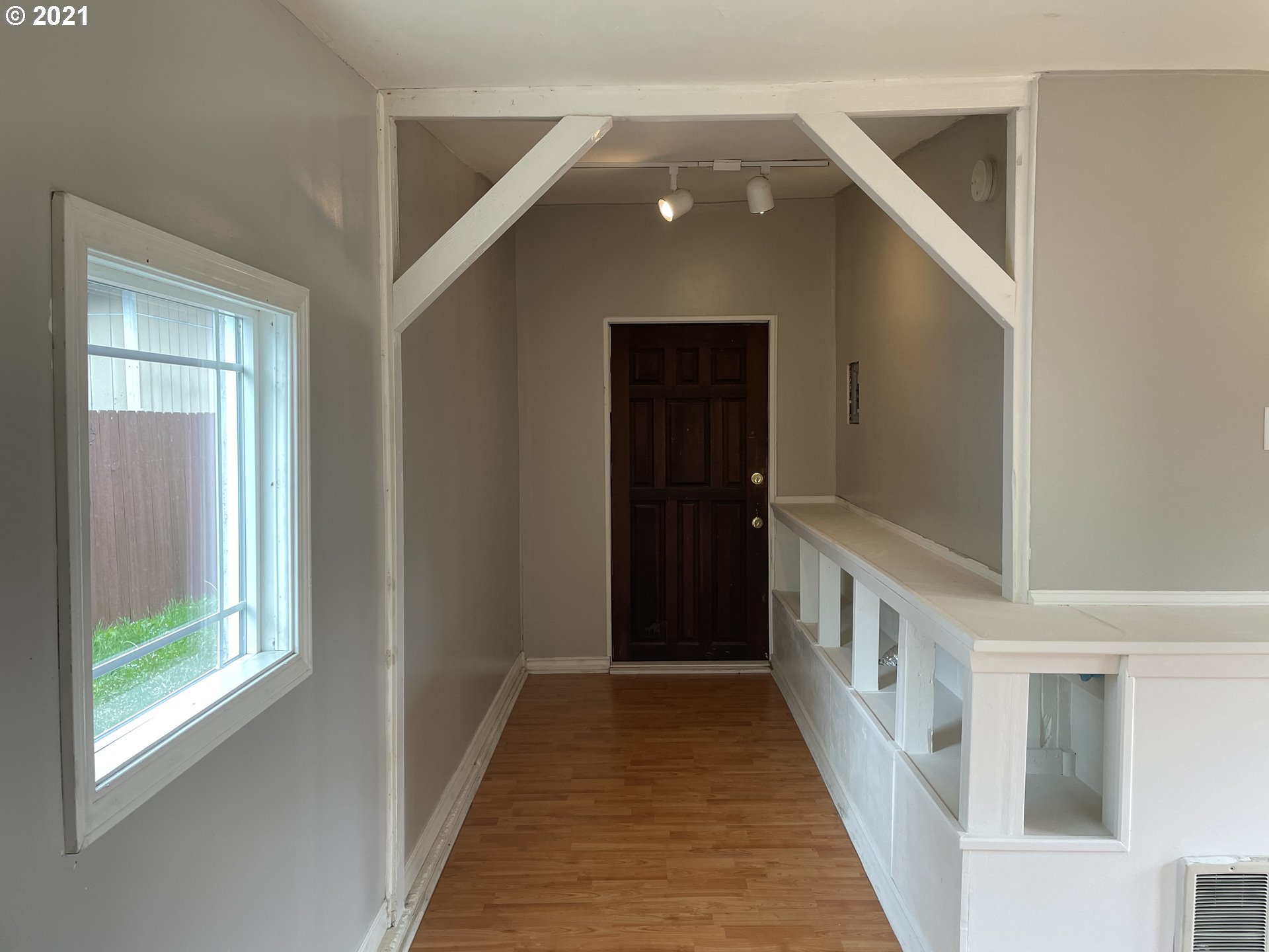1023 Water Street Springfield, OR 97477 - Photo 14 of 17