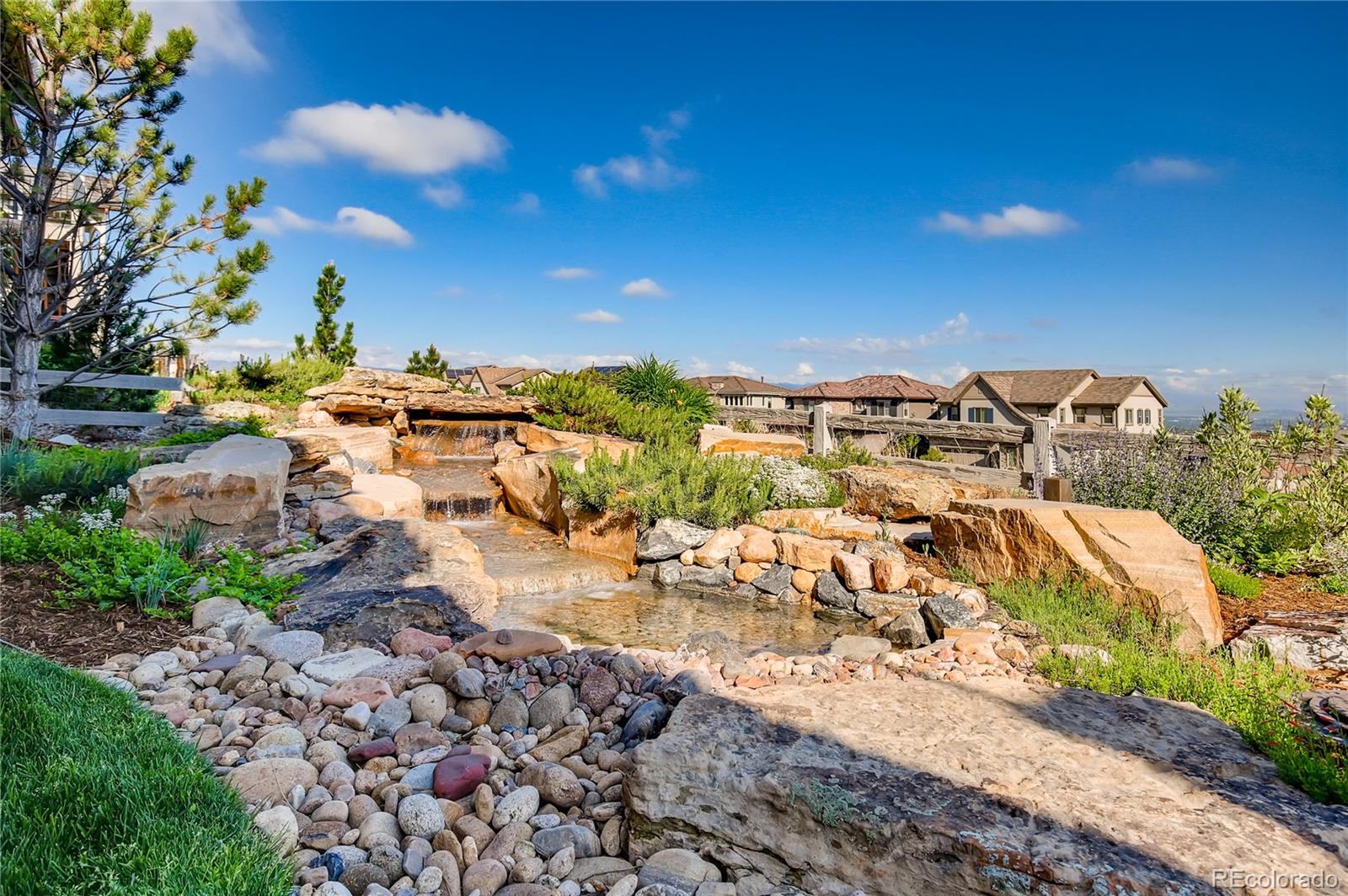 1045 Spirit Rock Point Highlands Ranch, CO 80126 - Photo 6 of 11 Gallery Image 6
