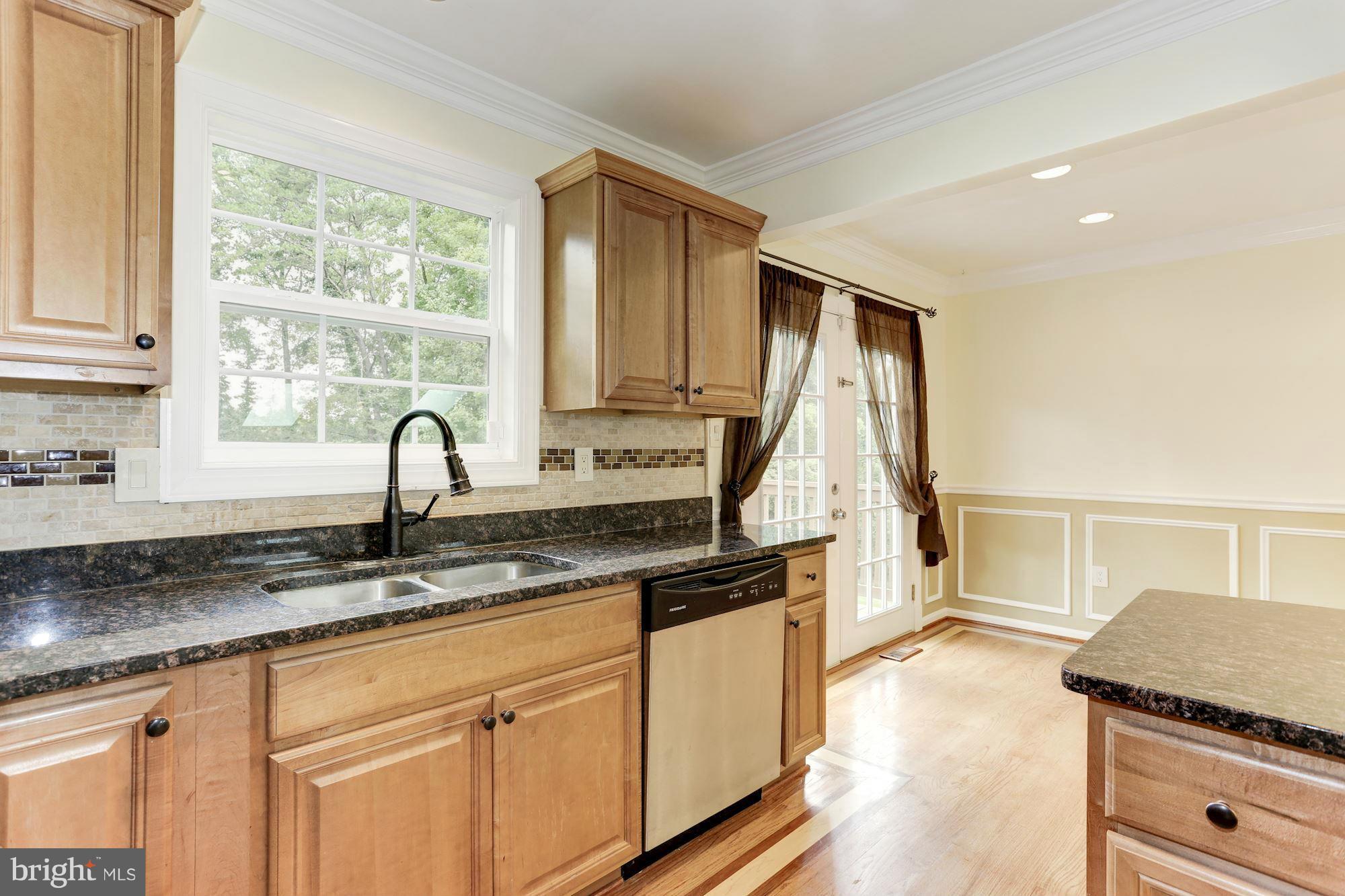 9110 Old Palmer Road Fort Washington, MD 20744 - Photo 11 of 30 Kitchen