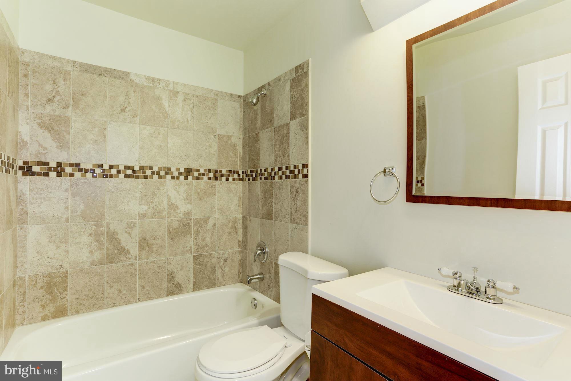 9110 Old Palmer Road Fort Washington, MD 20744 - Photo 21 of 30 Bath on lower level