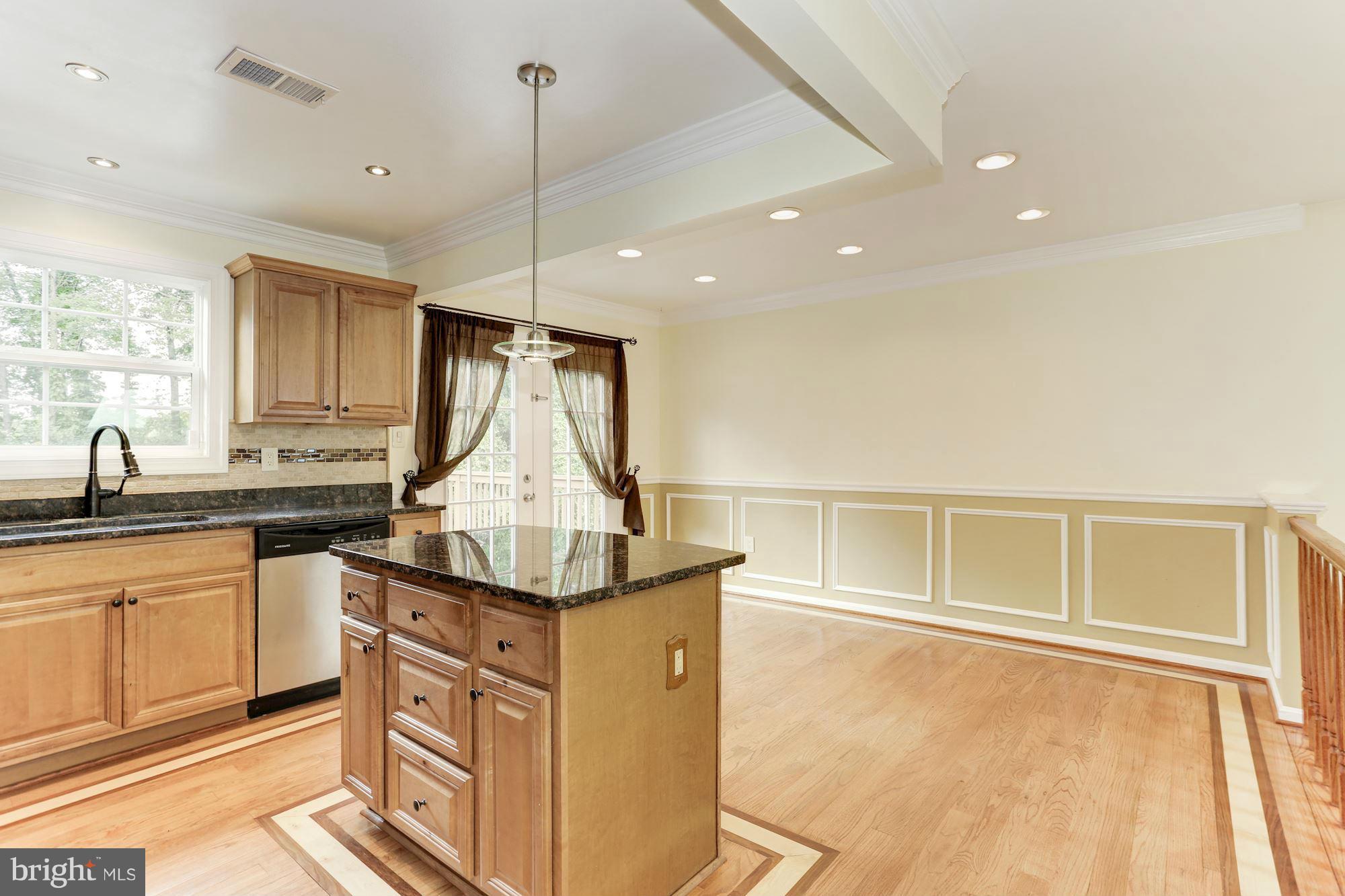 9110 Old Palmer Road Fort Washington, MD 20744 - Photo 9 of 30 Interior (General)