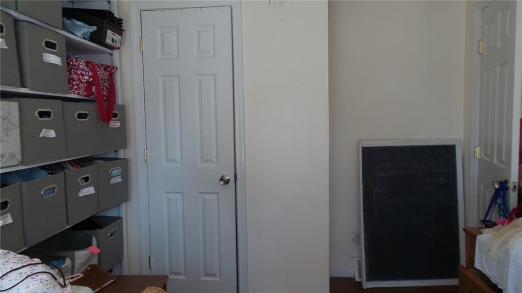 175 Francis Road Pittsburgh, PA 15239 - Photo 16 of 25 Gallery Image 16