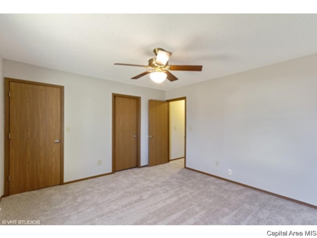 4604 Lily Lane Springfield, IL 62703 - Photo 13 of 24 Gallery Image 13