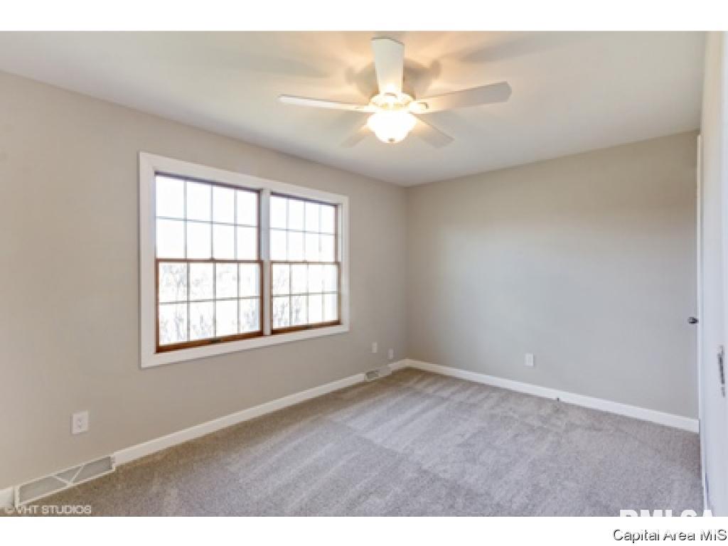 4604 Lily Lane Springfield, IL 62703 - Photo 17 of 24 Gallery Image 17