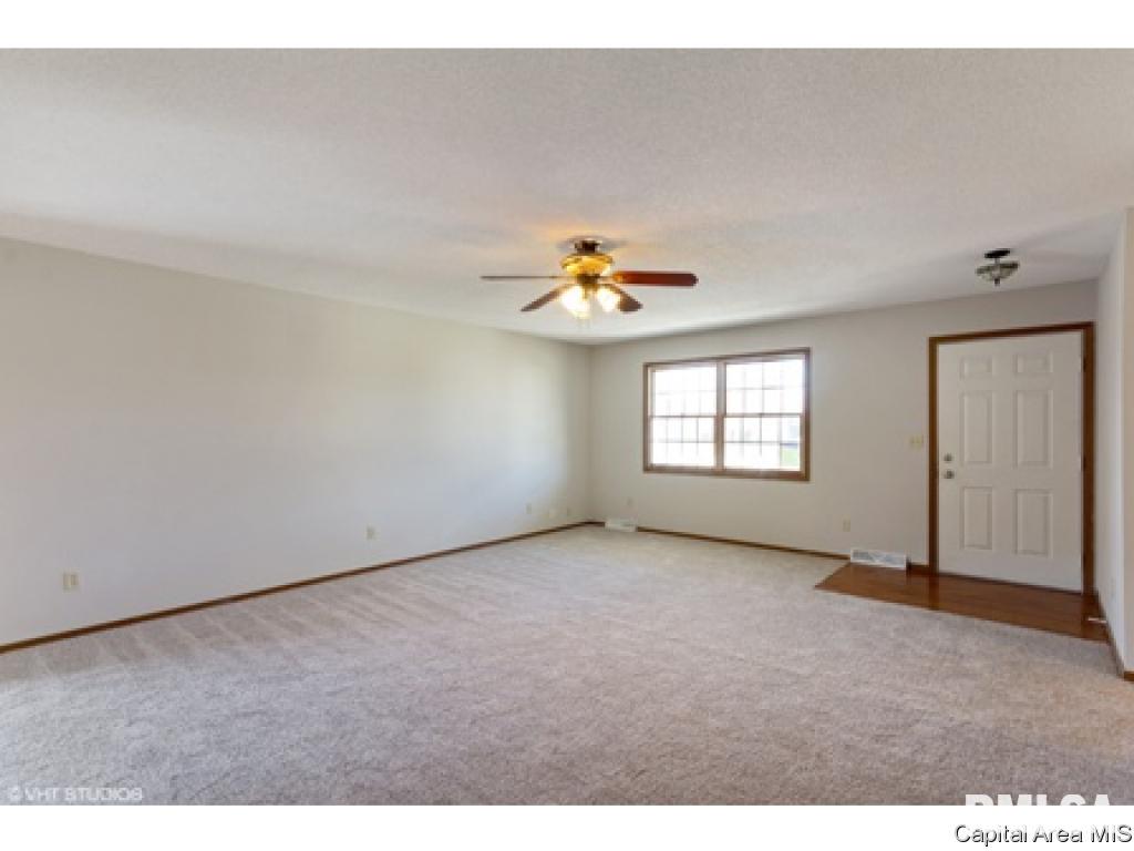 4604 Lily Lane Springfield, IL 62703 - Photo 3 of 24 Gallery Image 3