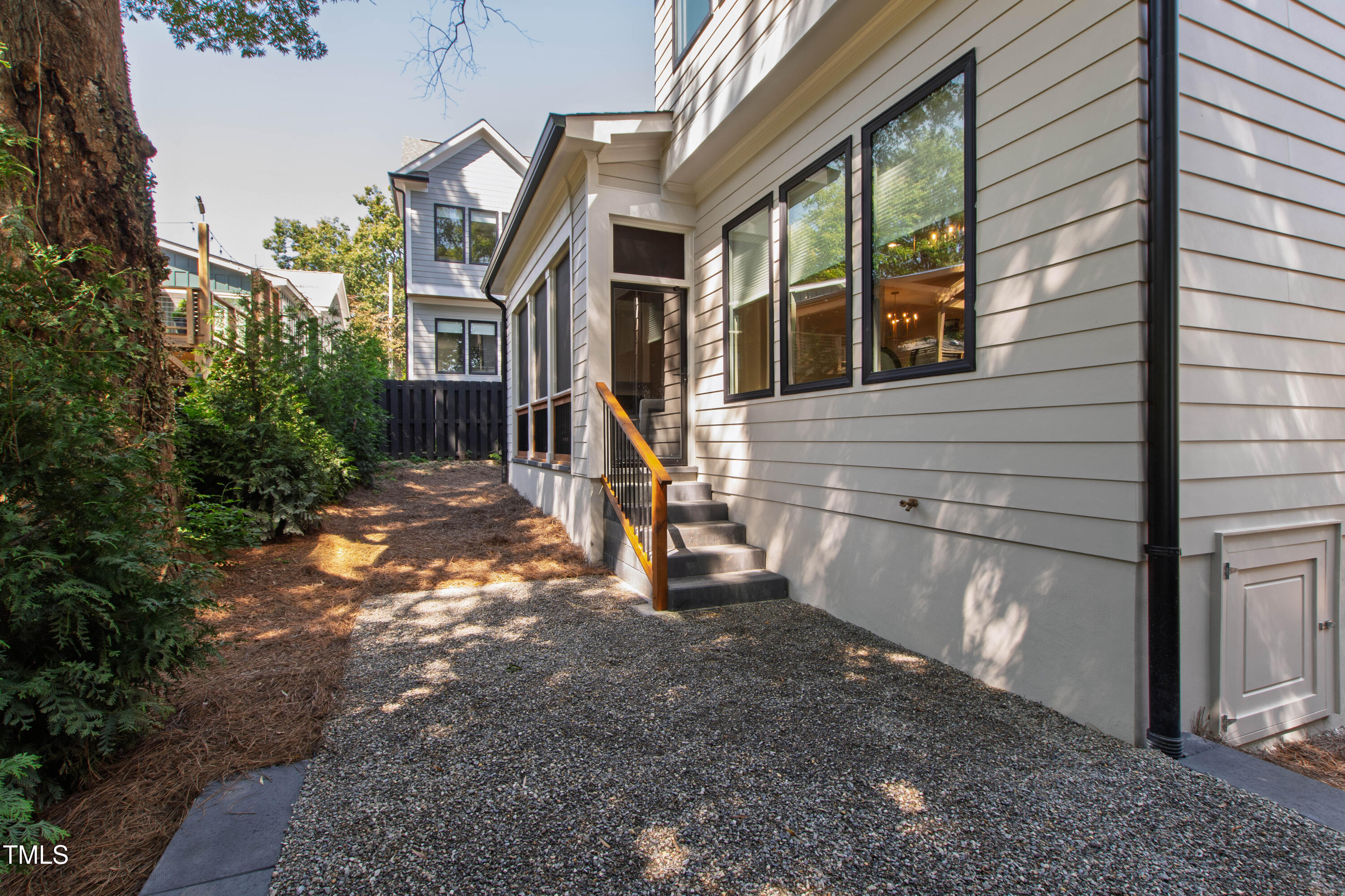 202 Georgetown Road Raleigh, NC 27608 - Photo 63 of 66 Georgetown (59)