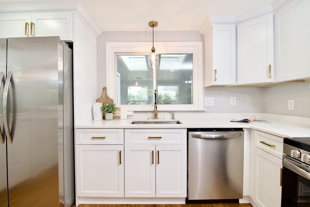 4 Berger Road Vernon, CT 06066 - Photo 6 of 42