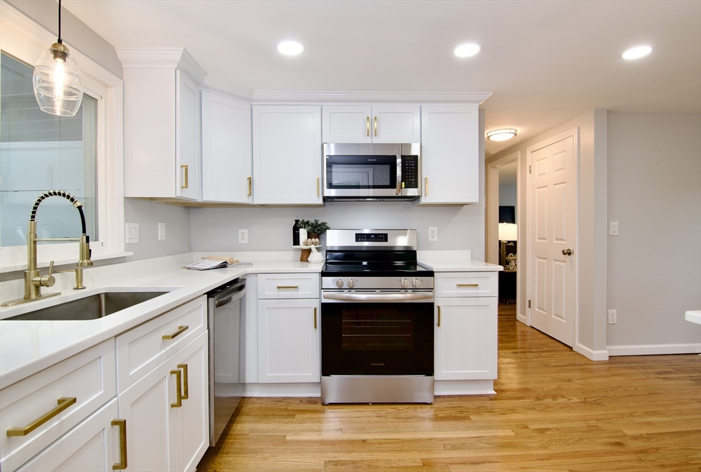 4 Berger Road Vernon, CT 06066 - Photo 7 of 42