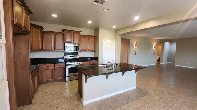 $750,000 | 73796 Van Gogh Drive, Palm Desert, CA 92211