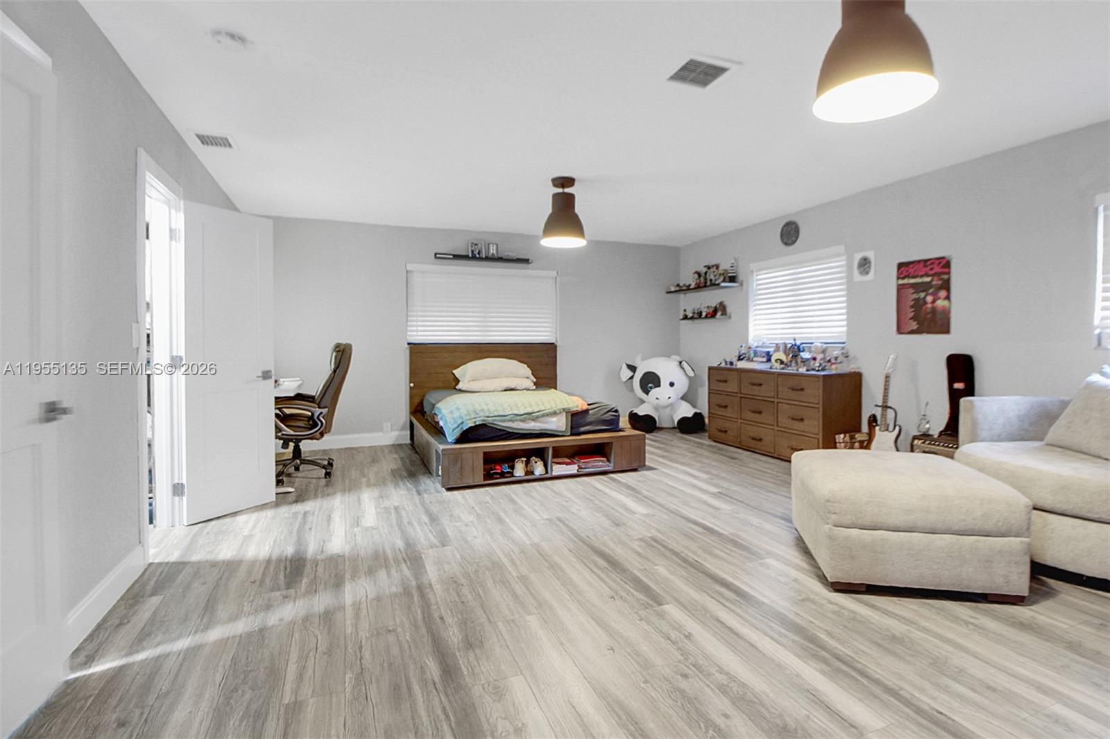 18280 Southwest 202nd Street Miami, FL 33187 - Photo 30 of 76