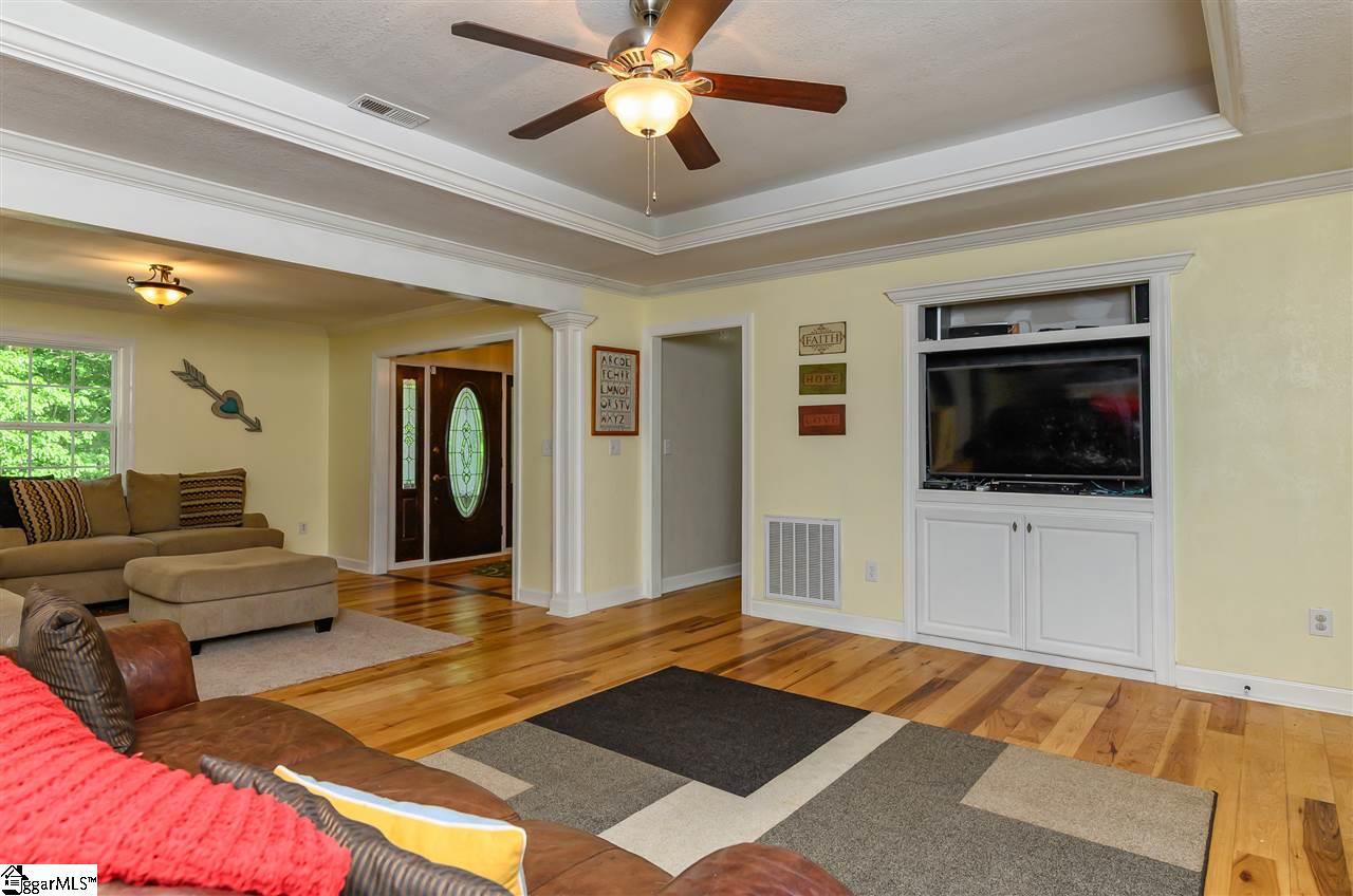 30 Arrowhead Road Greenville, SC 29609 - Photo 8 of 36 Gallery Image 8