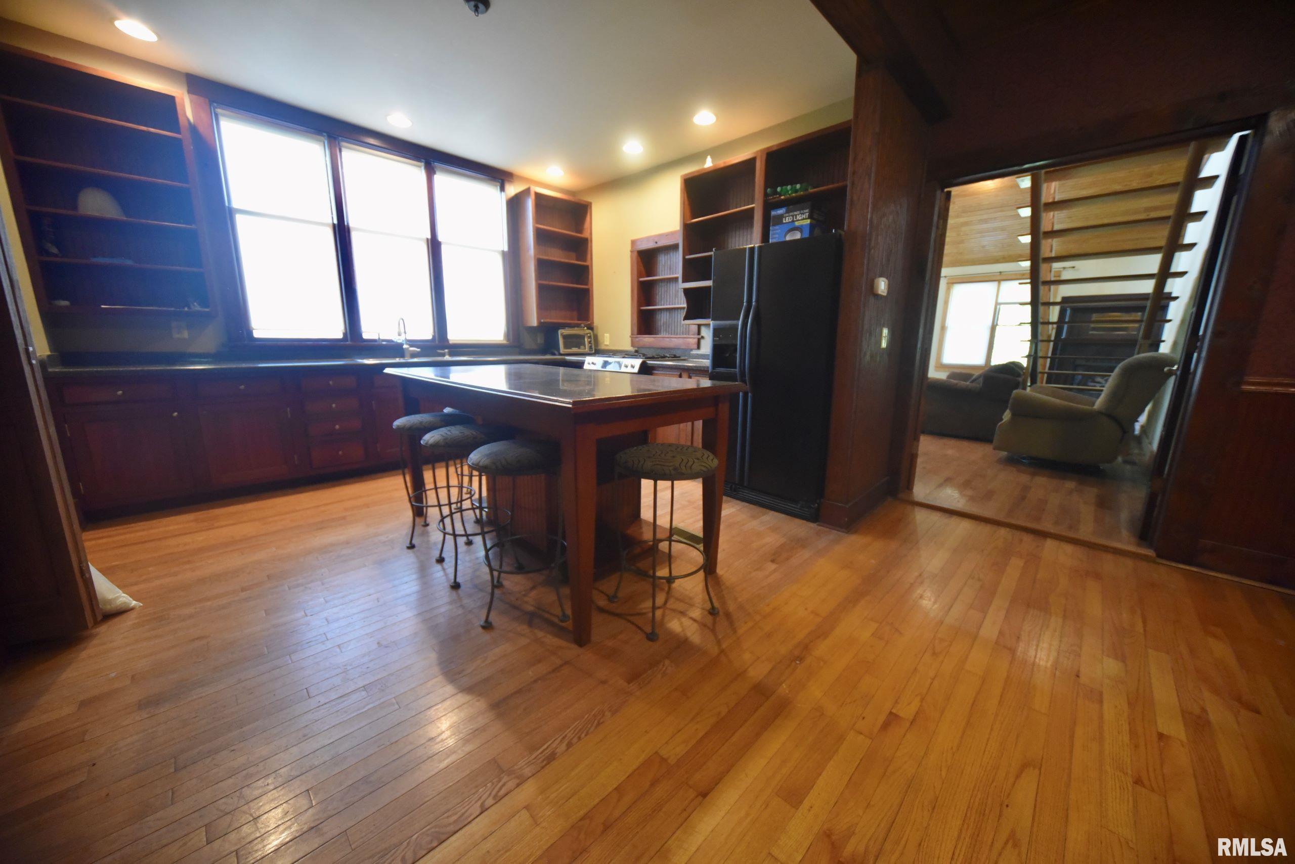 2180 Oak Grove Road Vienna, IL 62995 - Photo 16 of 72