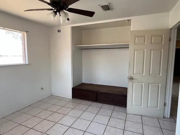 $70,000 | 820 West Adams Street, Falfurrias, TX 78355