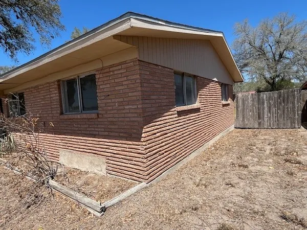 $70,000 | 820 West Adams Street, Falfurrias, TX 78355