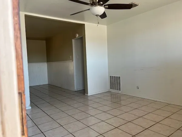 $70,000 | 820 West Adams Street, Falfurrias, TX 78355