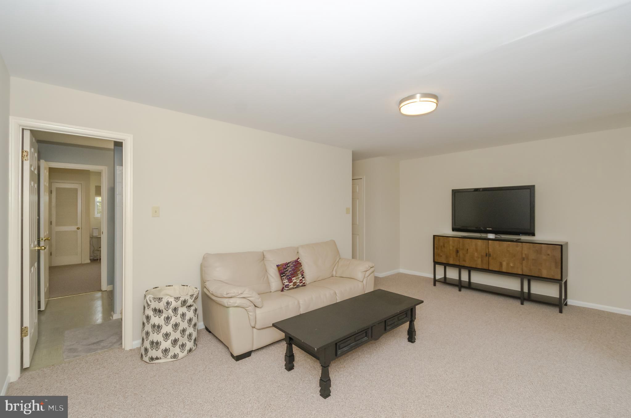 2402 Winding Ridge Road Odenton, MD 21113 - Photo 26 of 35 Gallery Image 26