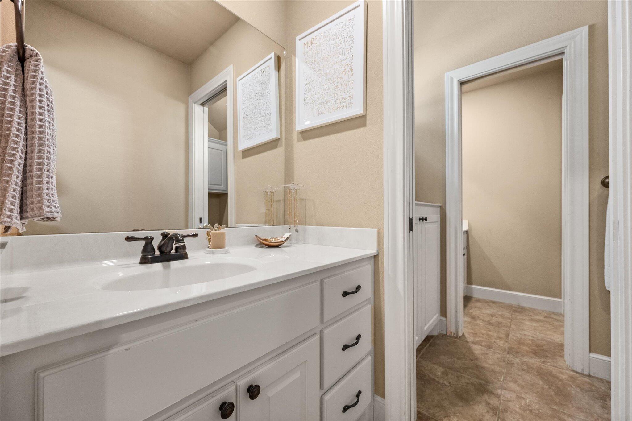 5506 152nd Street Lubbock, TX 79424 - Photo 23 of 64 17-5506 152nd_7998